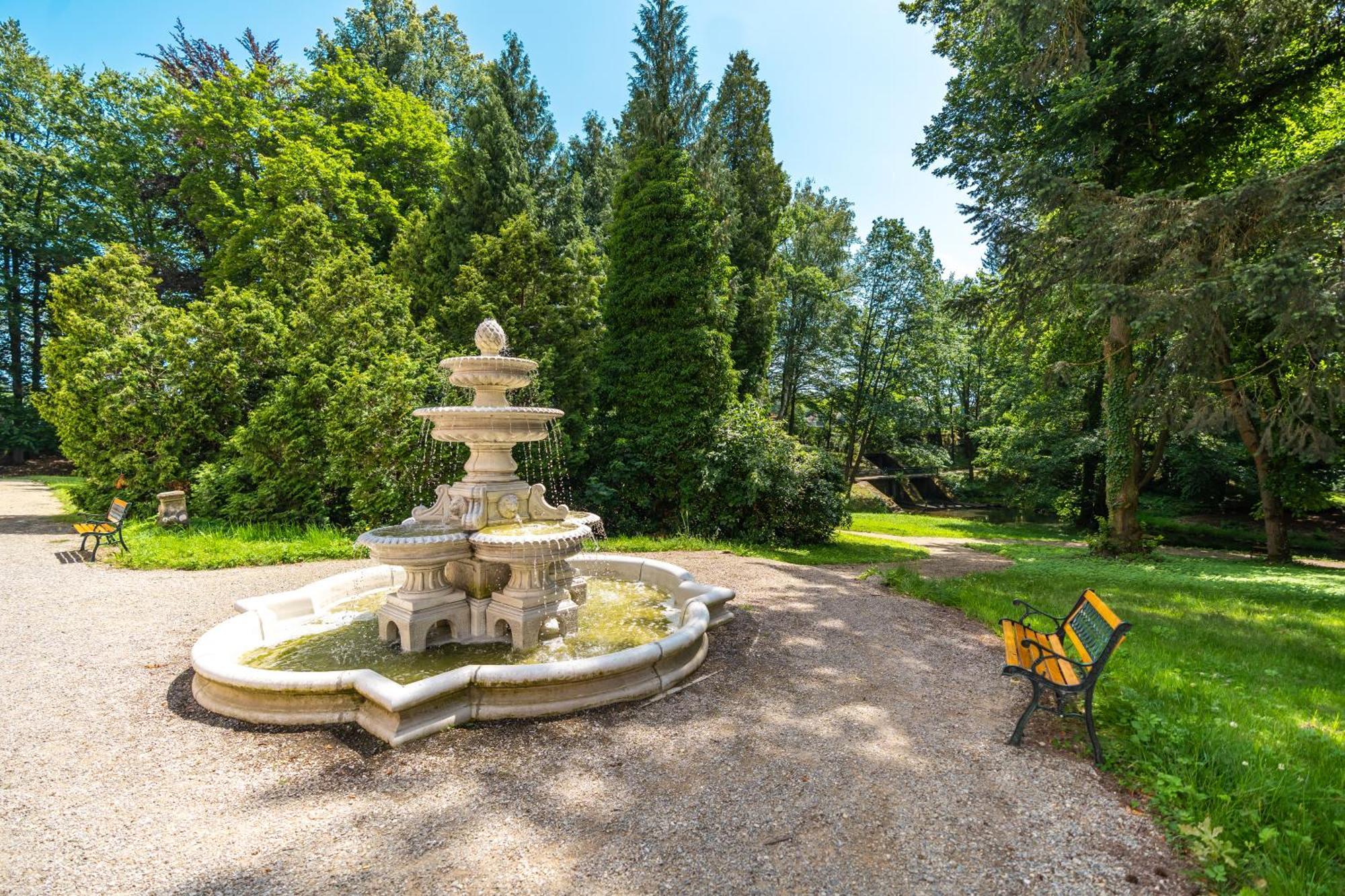 Zamek D'Este Хлум-у-Тршебоне Экстерьер фото